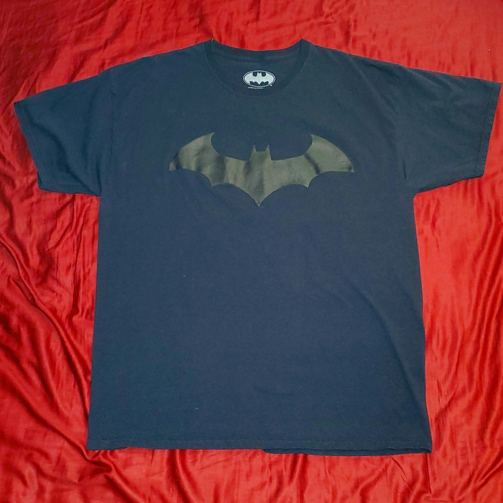 DC Comics Black Batman Emblem Tee
